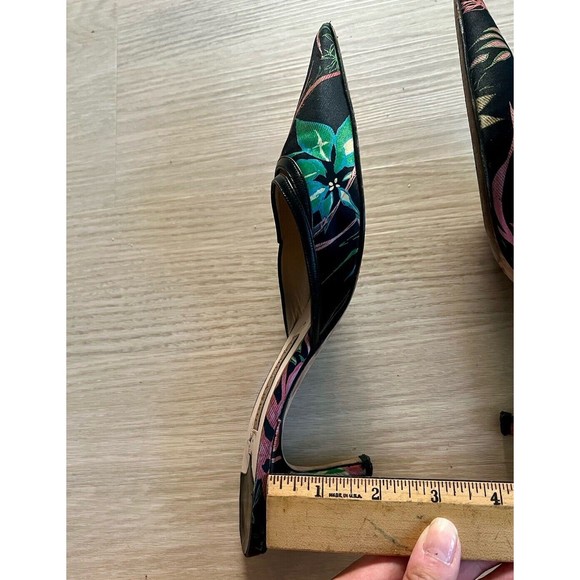 Jimmy Choo Mules Satin Black Floral Pointed Toe Heels Sandals Tropical Sz 38.5 - Picture 7 of 7